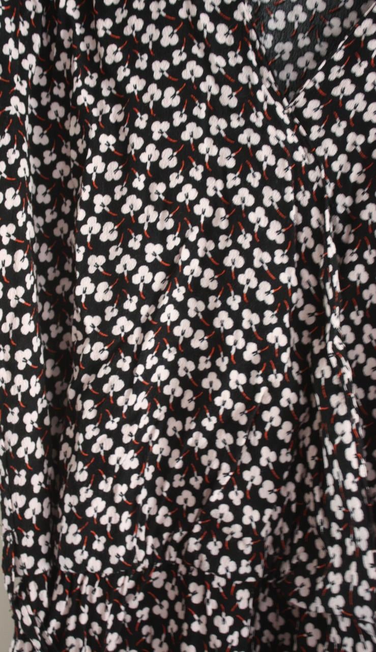 Zwarte met witte bloemen jurk maat s