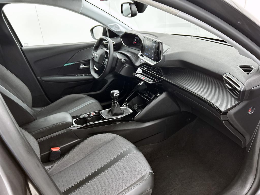 Peugeot 208 100 pk allure pack | rijklaar | keyless entry | camera | stoelv