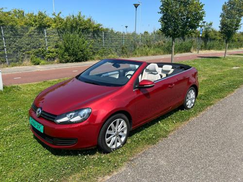 VW Golf Cabriolet uit 2012 met slechts 129.000 km LED/Airco/Leer