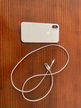 Iphone X Zilver incl. oplaadkabel