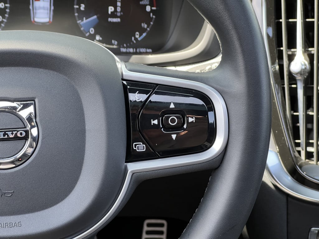 Volvo V60 t6 398pk recharge r-design| panodak| adap.cruise| trekhaak| awd|