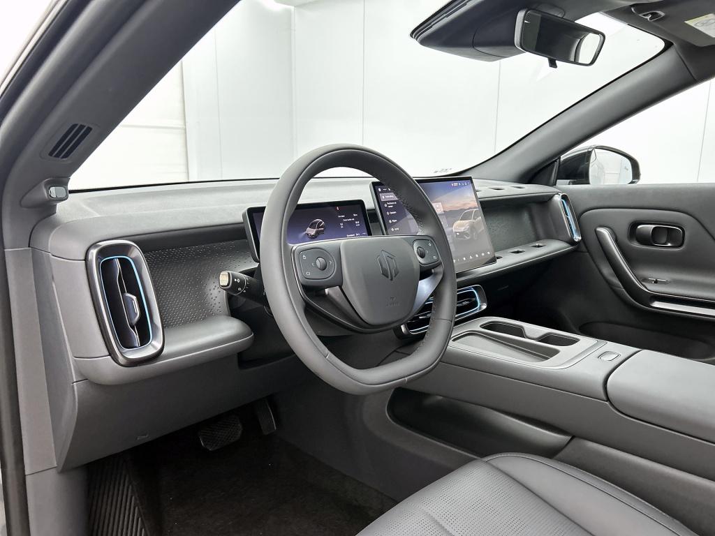 Leapmotor B05 promax design 67.1 kwh | voorraad ! | wind grey | 482 km wltp