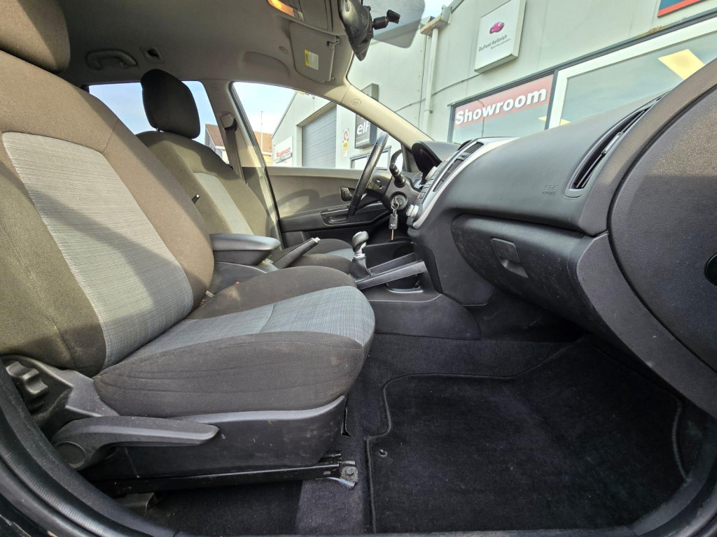 Kia Cee'd sporty wagon 1.6 cvvt x-tra