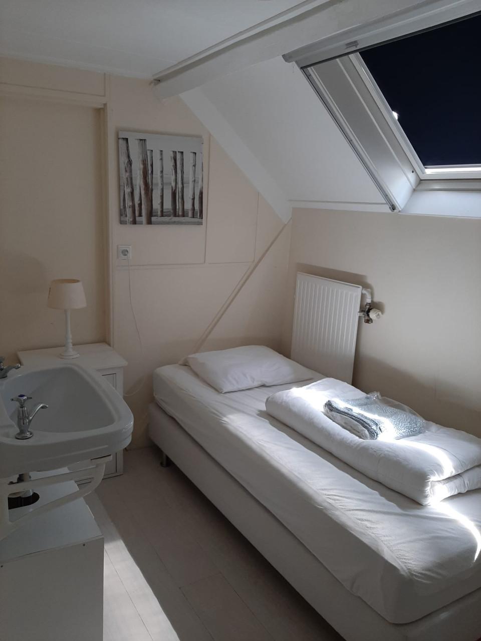 Vakantiewoning, 3 km van de Zee, 10-14 personen, Aagtekerke