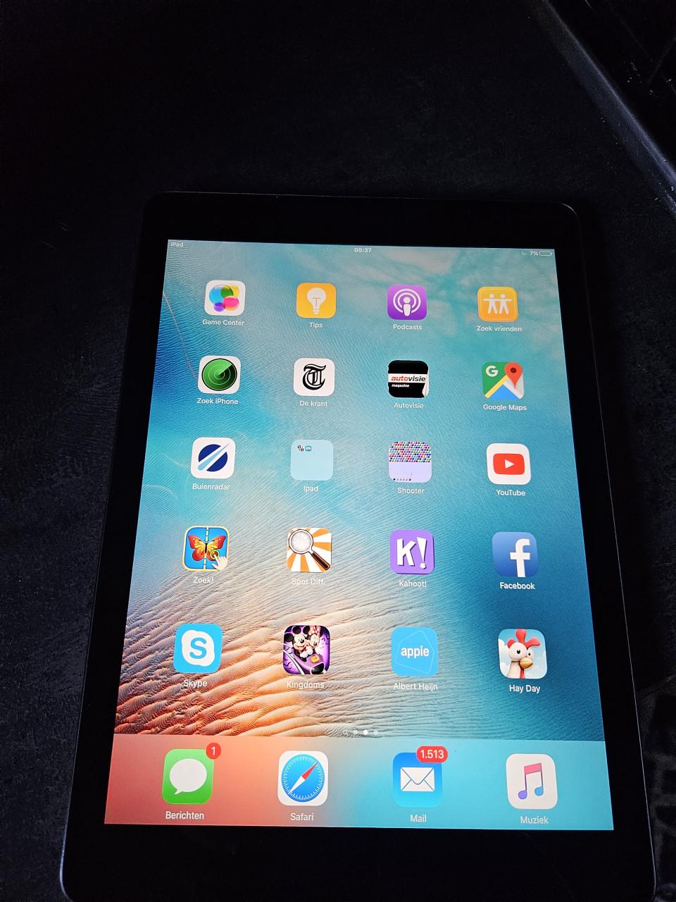 Werkende Apple iPad Air 16GB Wi-Fi Spacegrijs
