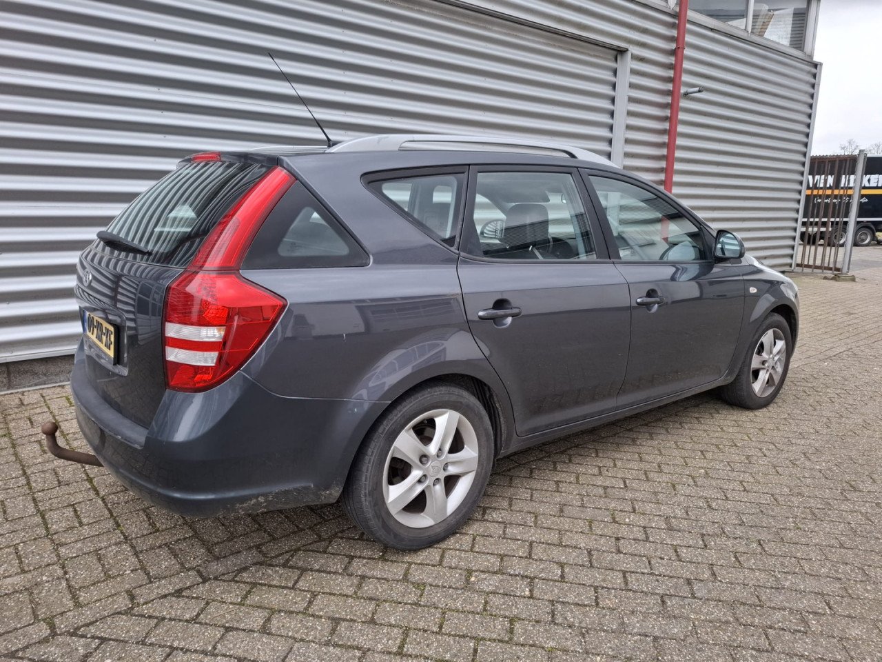 Kia cee'd Sporty Wagon 1.6 Business Edition