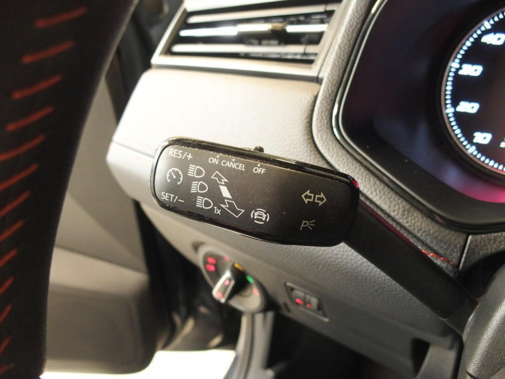 Seat Ibiza 1.0 tsi fr business intense nl auto, camera, appconnect, pdc, cr