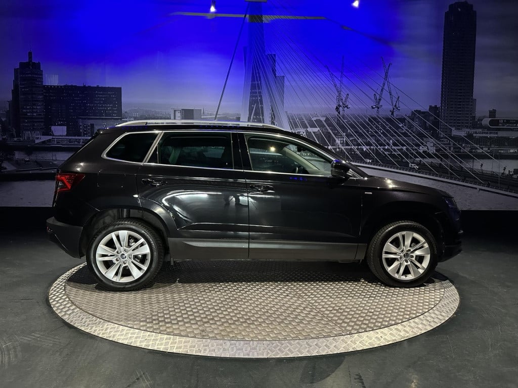 Skoda Karoq 1.5 tsi act business edition plus *led*appconnect*navi*virtual*