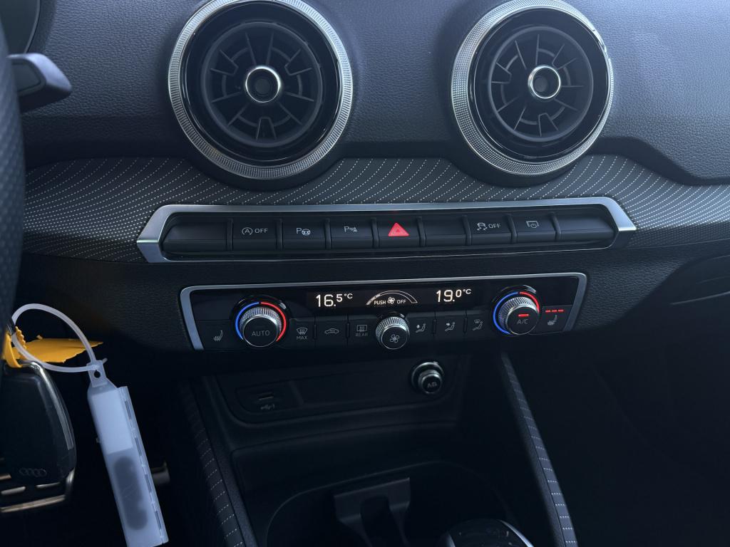 Audi Q2 35 tfsi s edition | pano | leder | vc | matrix | camera | stoelverw