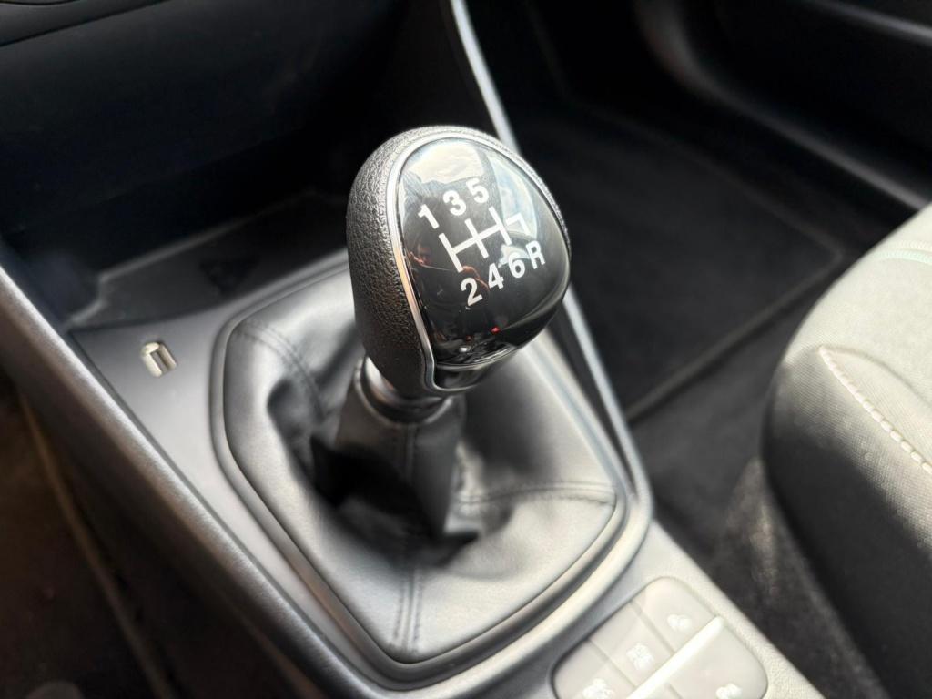 Ford Fiesta 1.0 ecob. connected