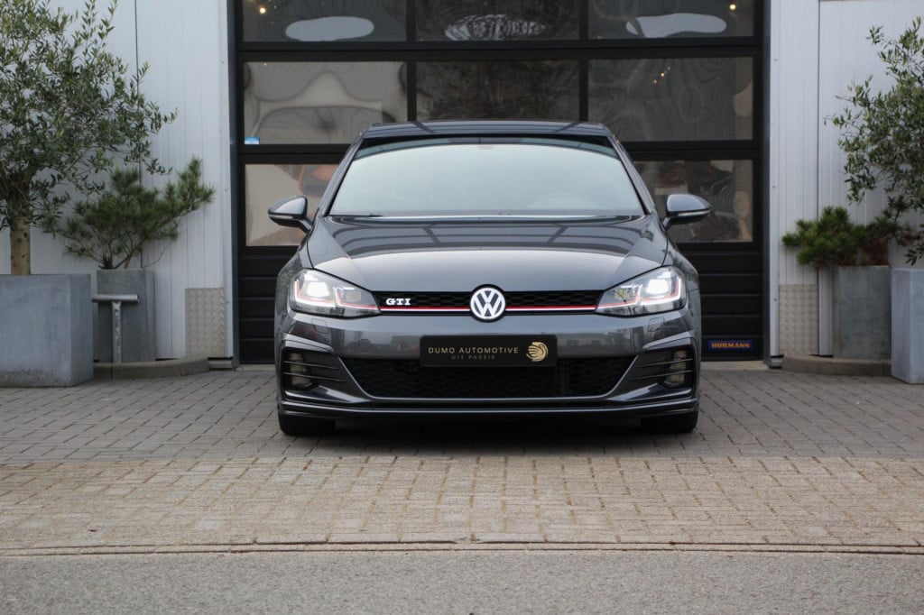 Volkswagen Golf 2.0 tsi gti - h&r - dsg - led/matrix - pdc rondom - disc+ -