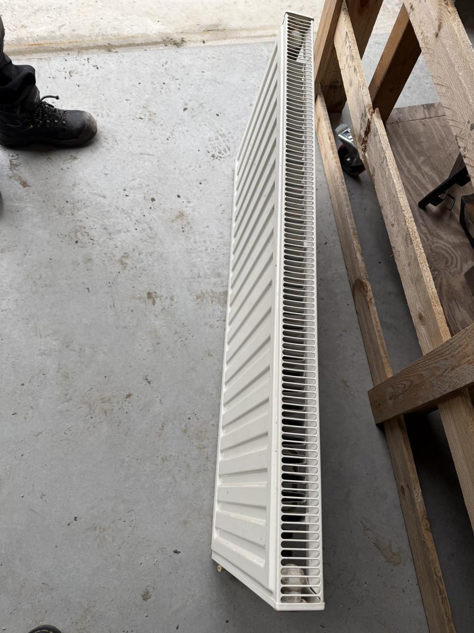 Radiator h450xb1050 gereserveerd