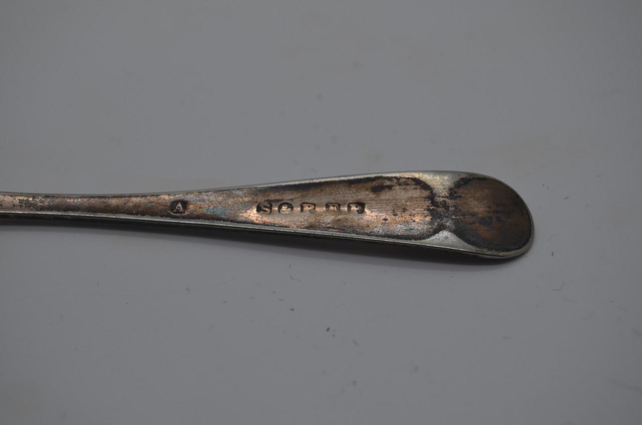 2 Engelse theelepeltjes gemerkt 'S & P' jaarletter 'A'