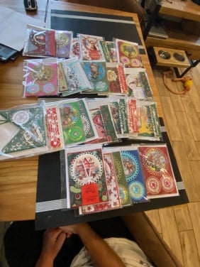 25 zelfgemaakte kerst/nieuwjaarskaartjes