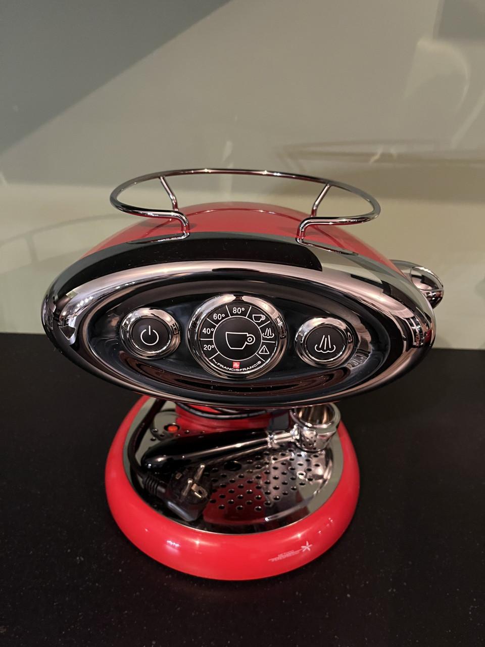 Illy X7.1 met accesoires