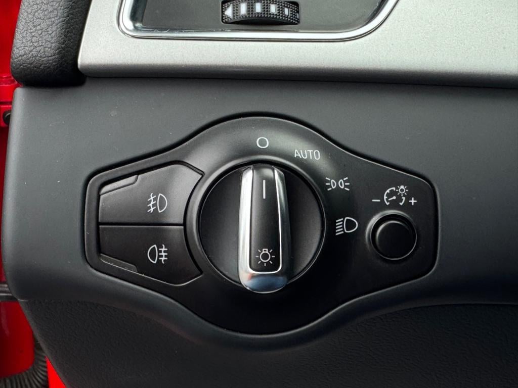 Audi A4 avant 1.8 tfsi pro line s * trekhaak * clima * stoelverwarming * na