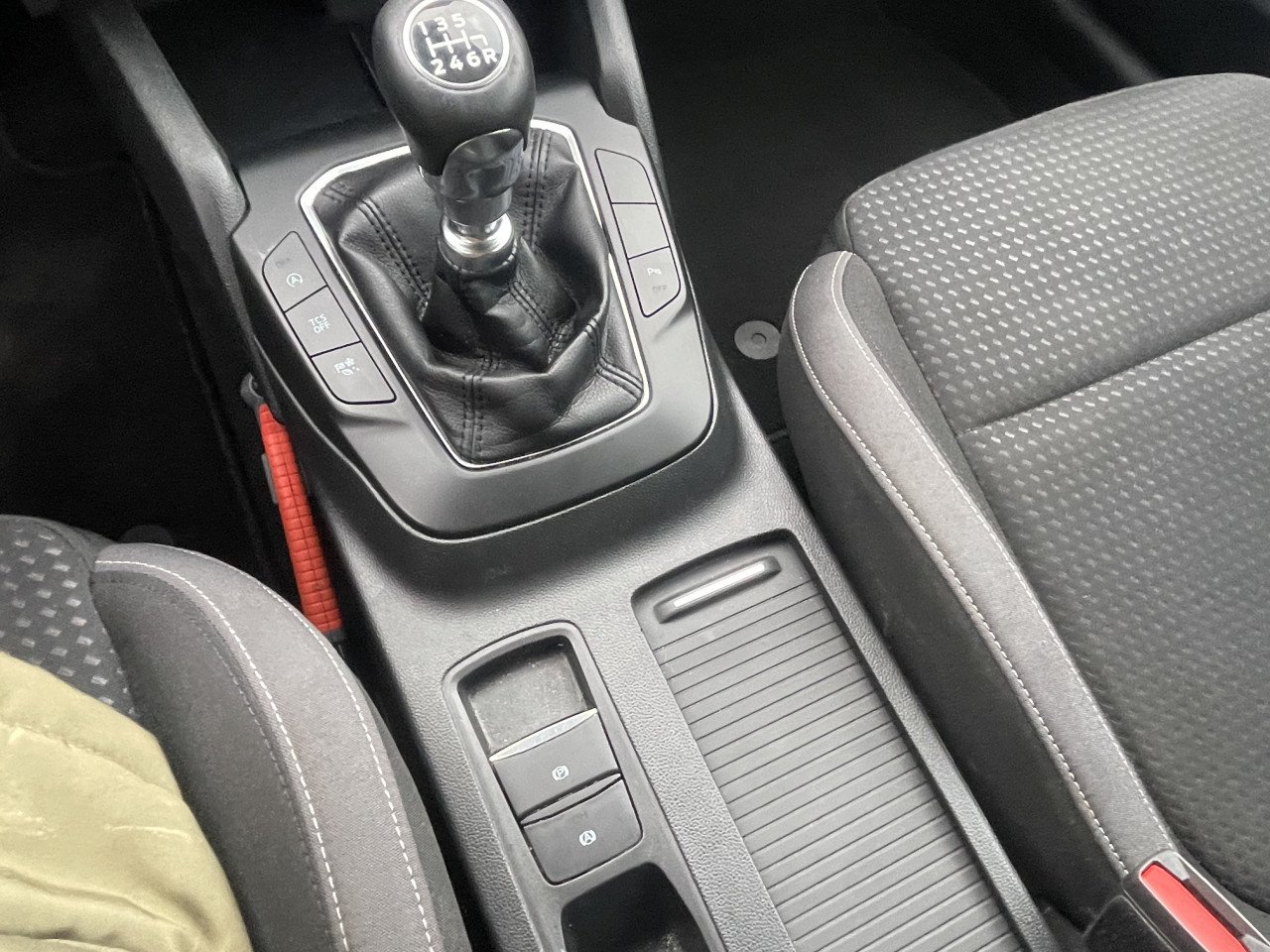 Ford Focus Wagon - 1.0 EcoBoost Trend Edition Business