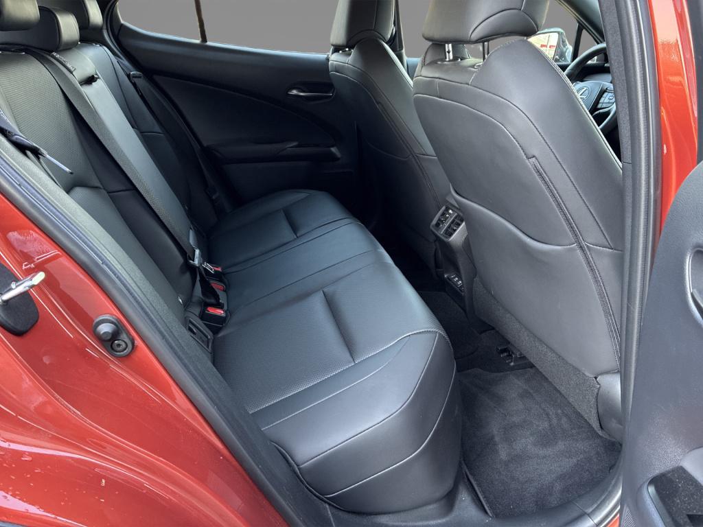 Lexus Ux 300e luxury 54 kwh | leder | stoel- verwarming / koeling | elektri