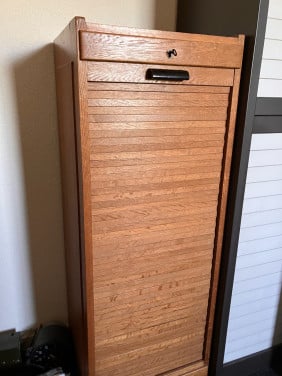 Houten rolkastje