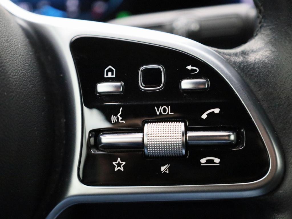 Mercedes-Benz A-Klasse 180 business solution luxury | automaat | apple carp