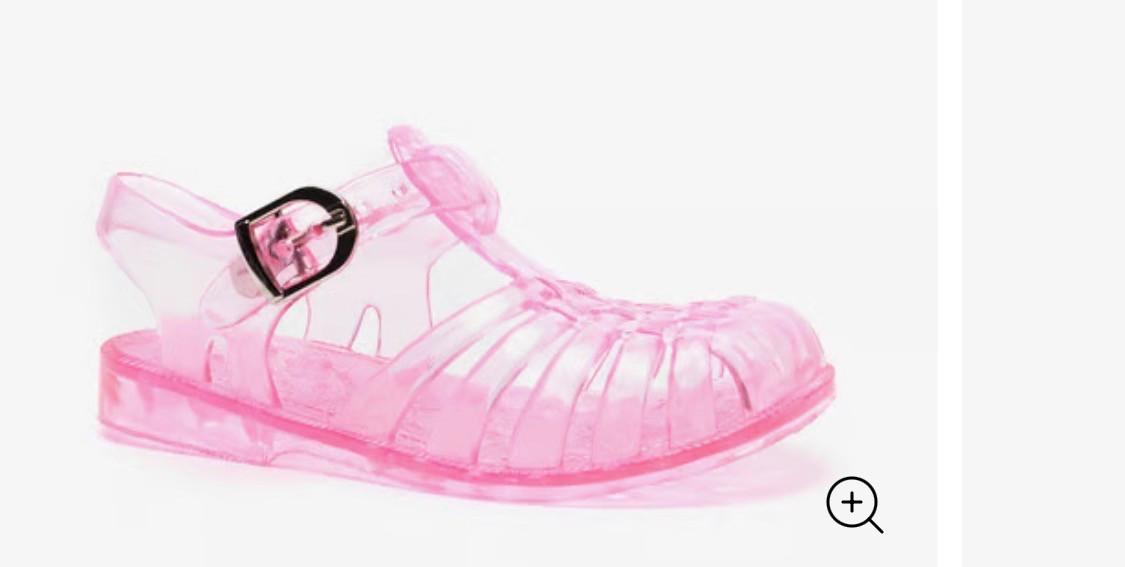 Gevraagd zwemschoenen om af te zwemmen