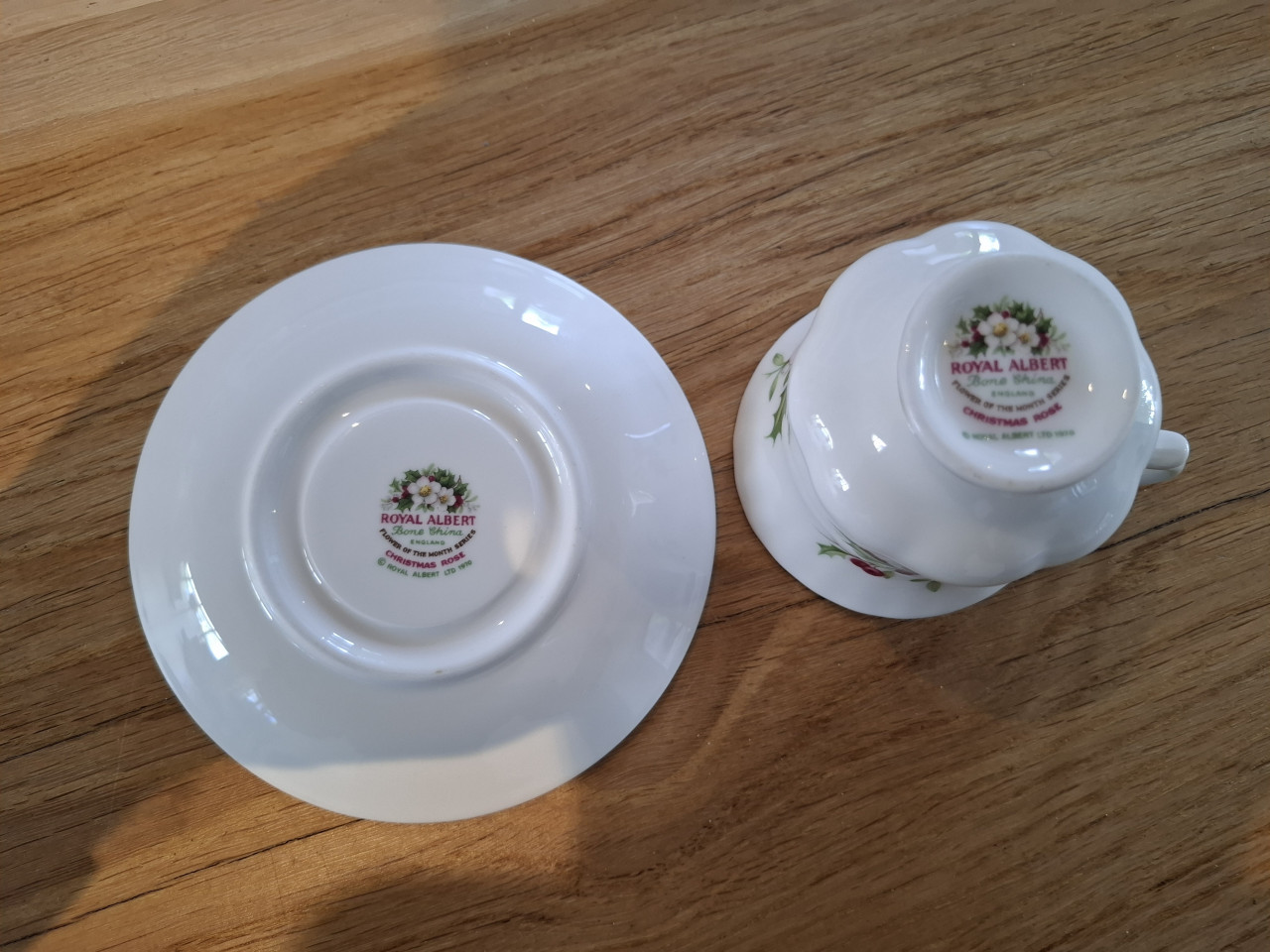 Royal Albert - Flowers of the Month - diverse sets - Antiek servies