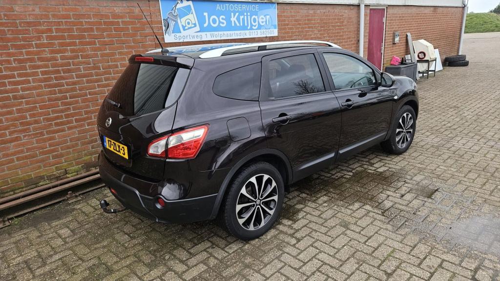 Nissan Qashqai +2 1.6 connect edition