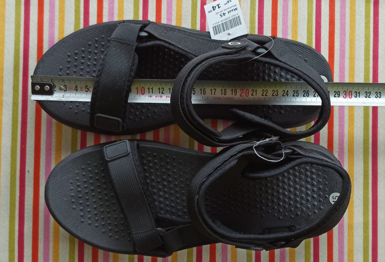 Nieuwe Heren sandalen - maat 45 maar vallen als 44/43