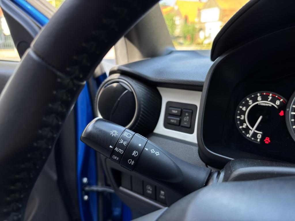 Suzuki Ignis 1.2 smart hybrid style