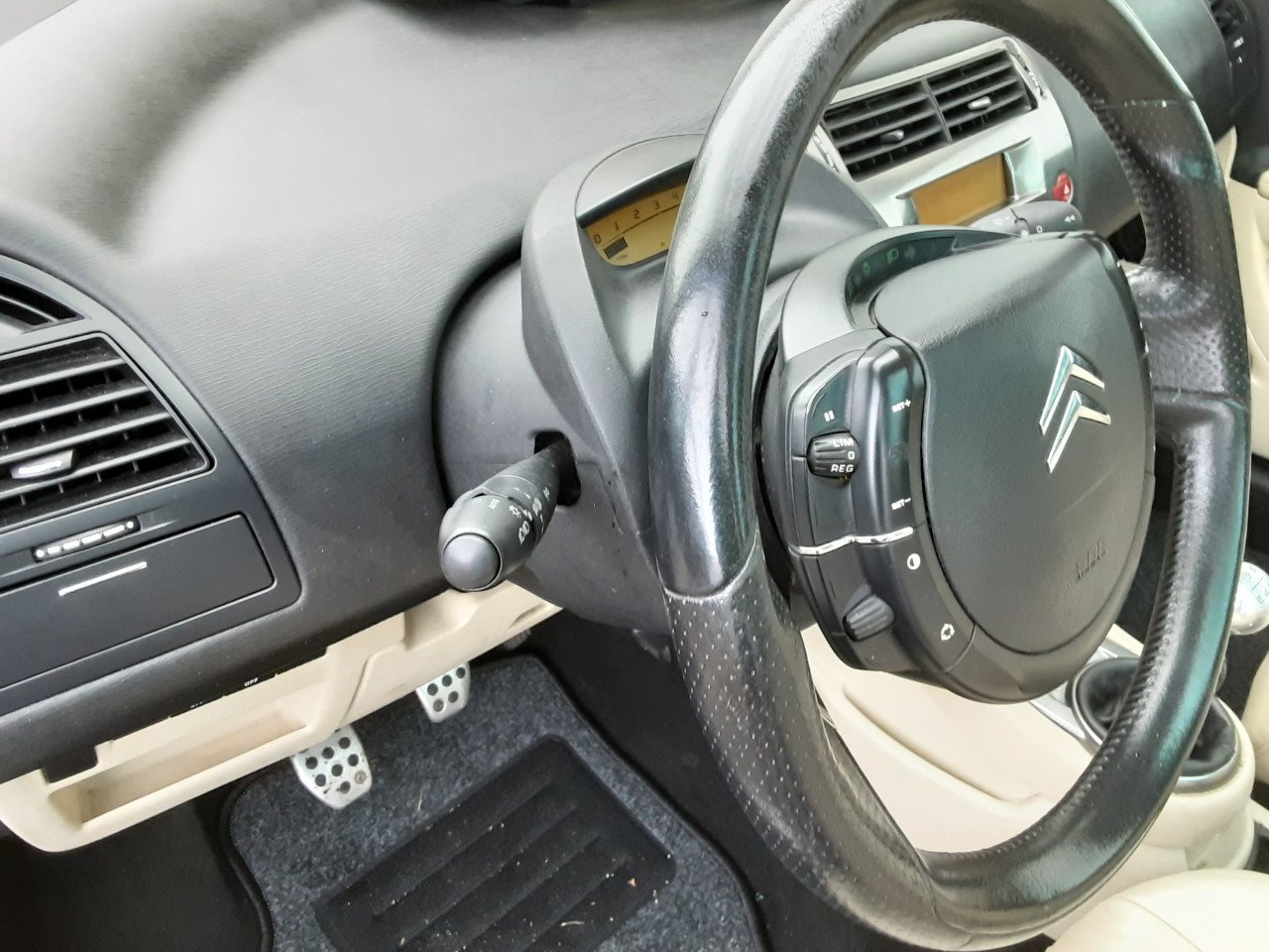 Citroen C4 Coupé 2.0-16V VTS 180