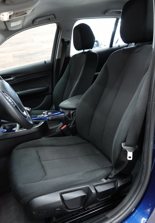 BMW 1 Serie 116i executive | cruise | navi | pdc | stoelv. |