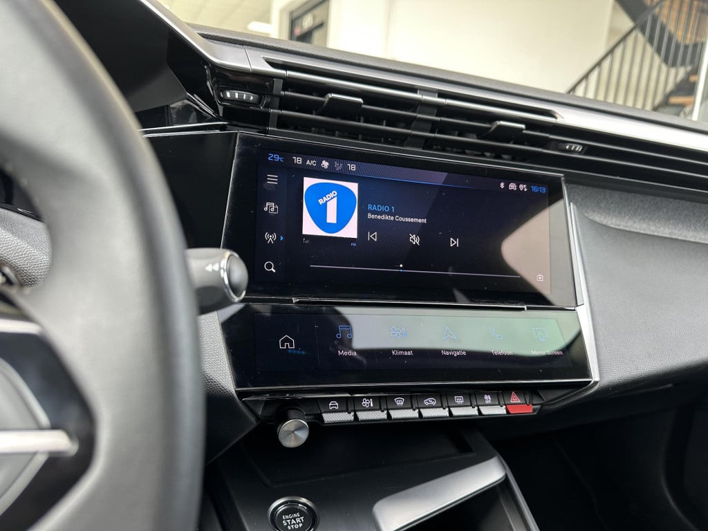 Peugeot 308 sw 1.6 plug-in hybrid 180 allure automaat