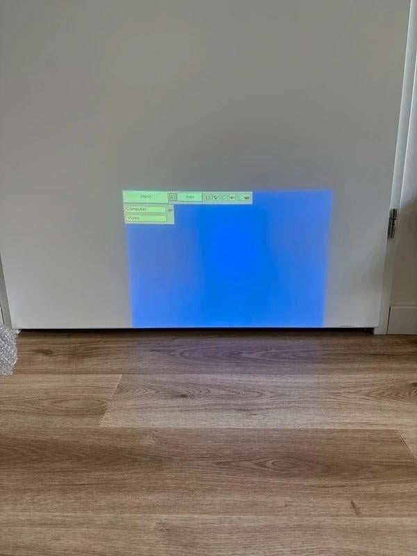 Sanyo SVGA beamer projector PLC-SW35