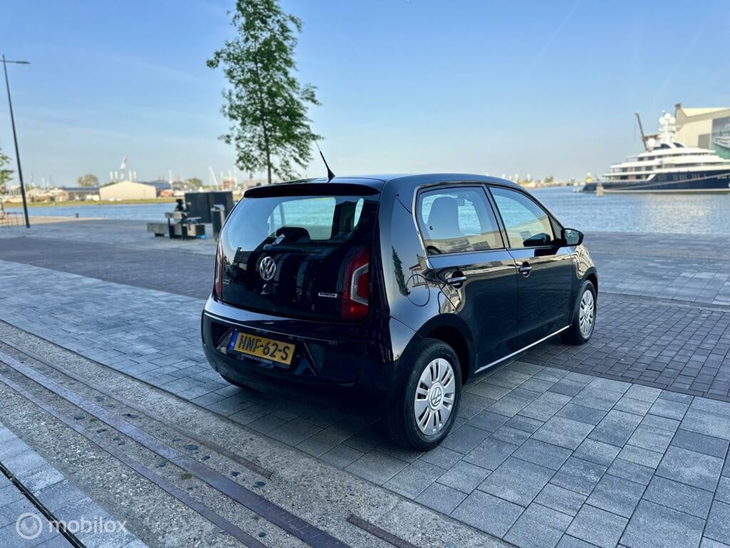 Volkswagen Up! 1.0 high up! BlueMotion Airco km111.711 Nap 5Deurs BJ2015