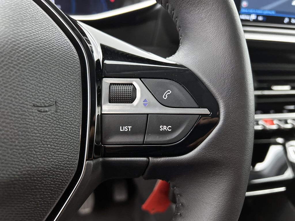 Peugeot 208 100 pk allure | rijklaar | navi | camera achter |