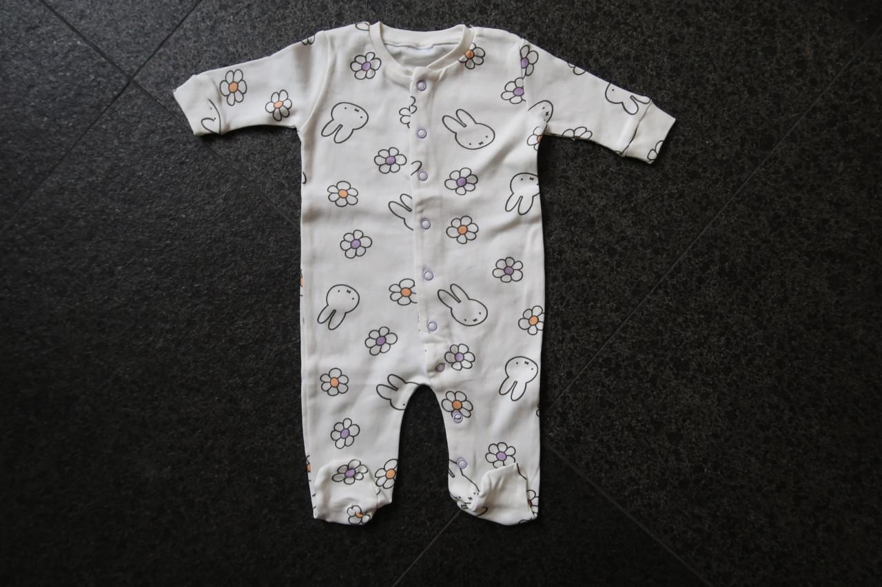 Baby box pakjes in maatje 56, zo goed als nieuw. Voor €2,00 per stuk