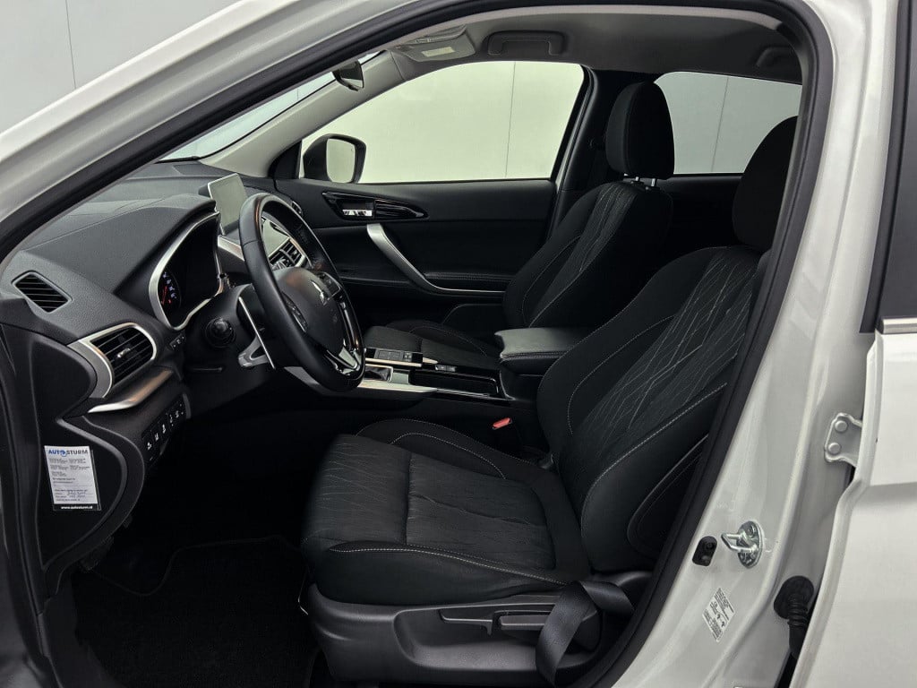 Mitsubishi Eclipse Cross 1.5 di-t first edition | automaat | lmv | trekhaak