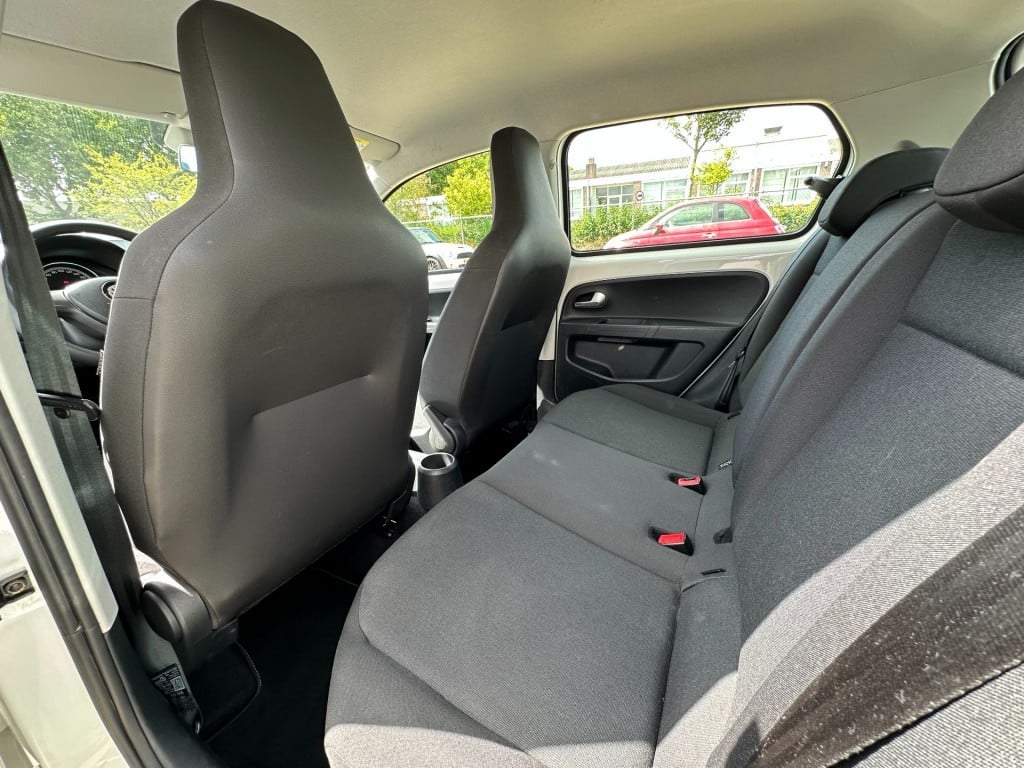 Volkswagen UP! up 1.0 bmt move cruise control airco dab+
