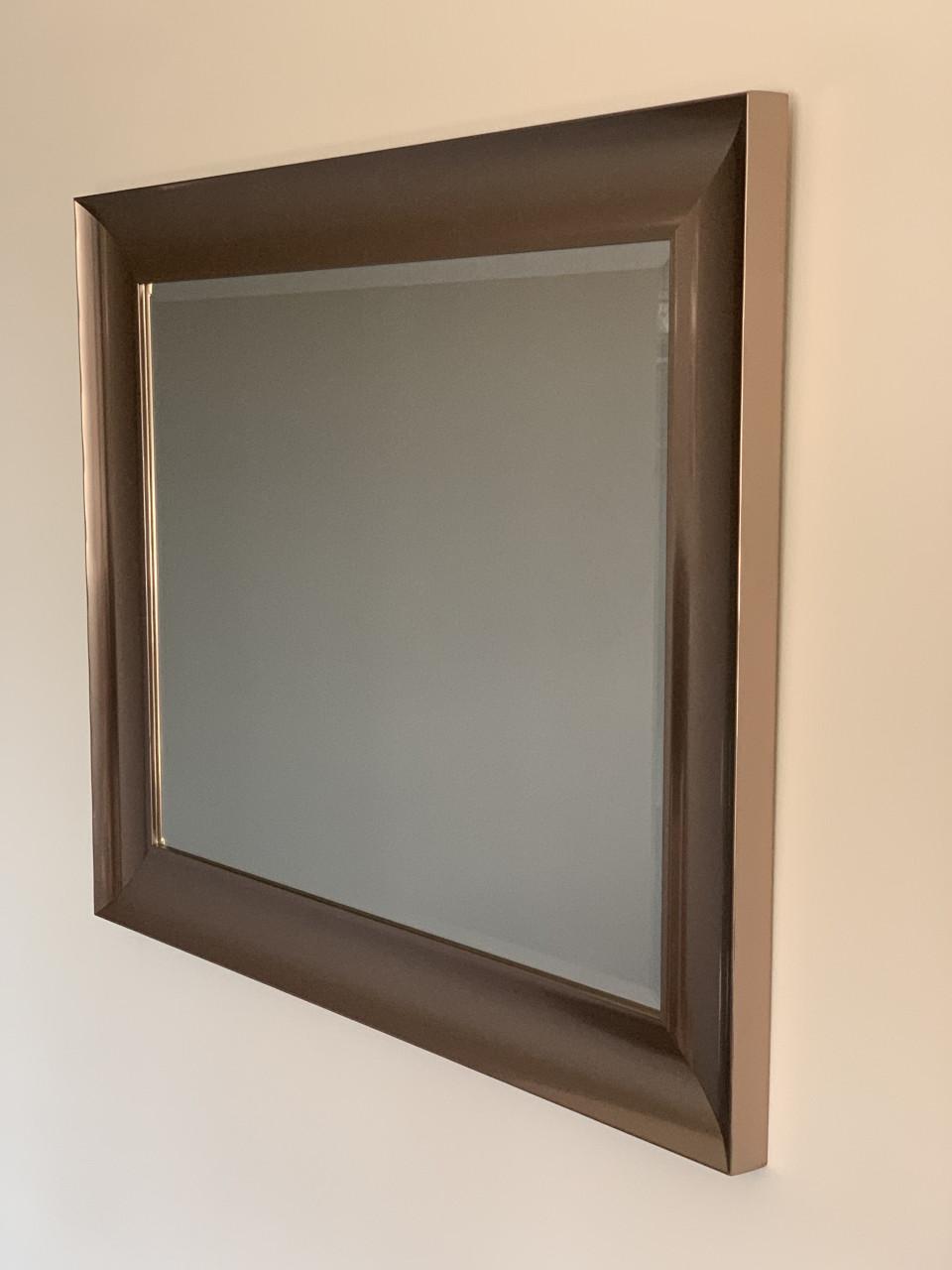 Spiegel goud/ bronskleurig