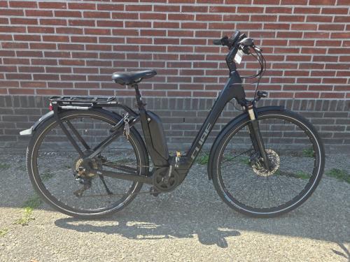 Cube touring hmb dames 50 10v 500wh accu van 2399 voor 1095 inruil mogelijk