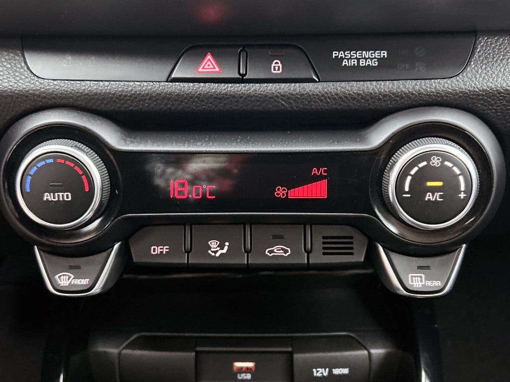 Kia Stonic 1.0 t-gdi mhev dynamicline | navigatie | trekhaak | climate cont