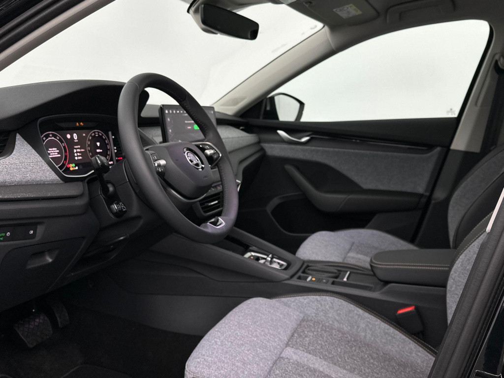 Skoda Octavia first edition 1.5 tsi m-hev 85 kw / 115 pk hatchba