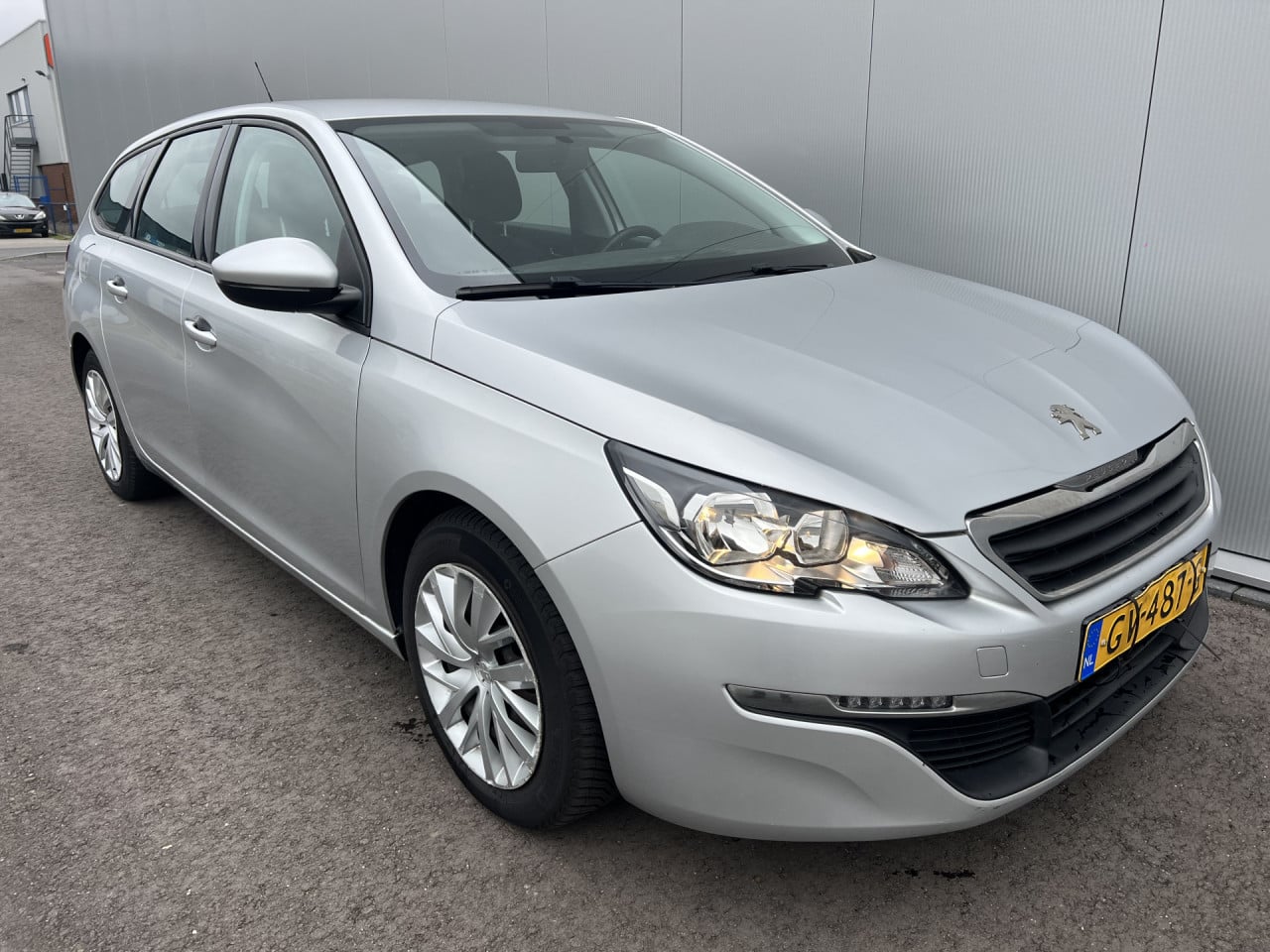 Peugeot 308 SW 1.2 PureTech Blue Lease