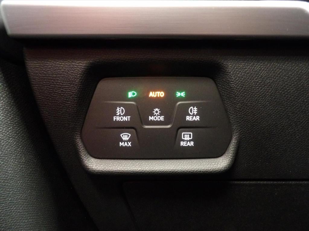 Seat Leon 1.5 tsi 150pk fr