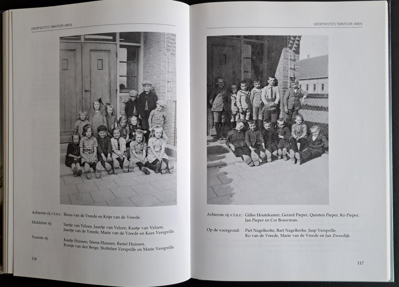 JULIANASCHOOL TE KRABBENDIJKE - 75 jaar - 2000