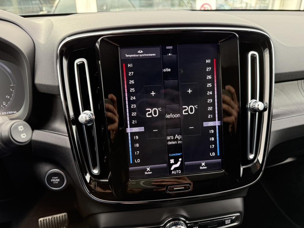 Volvo XC40 t5 262pk recharge ultimate dark| panodak| adap.cruise| camera| e