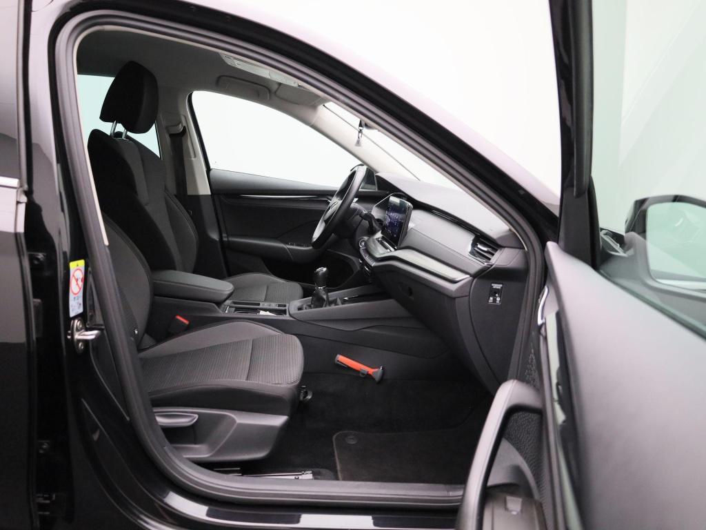 Skoda Octavia 1.0 tsi business edition | apple carplay / android auto | nav