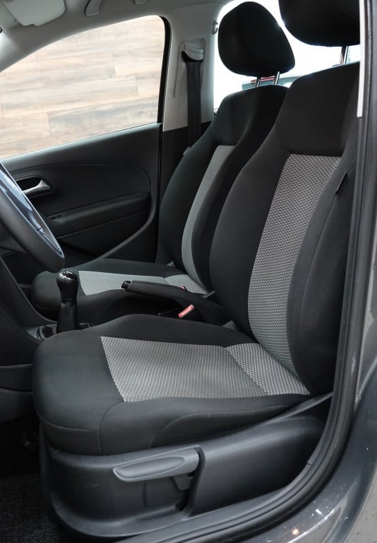 Volkswagen Polo 1.2-12v comfortline | stoelverw. | 17" | airco |