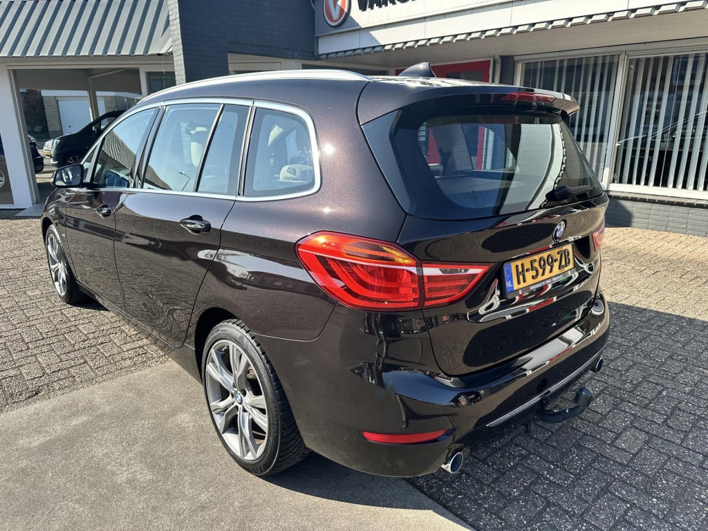 BMW 2-serie gran tourer 220i centennial high executive