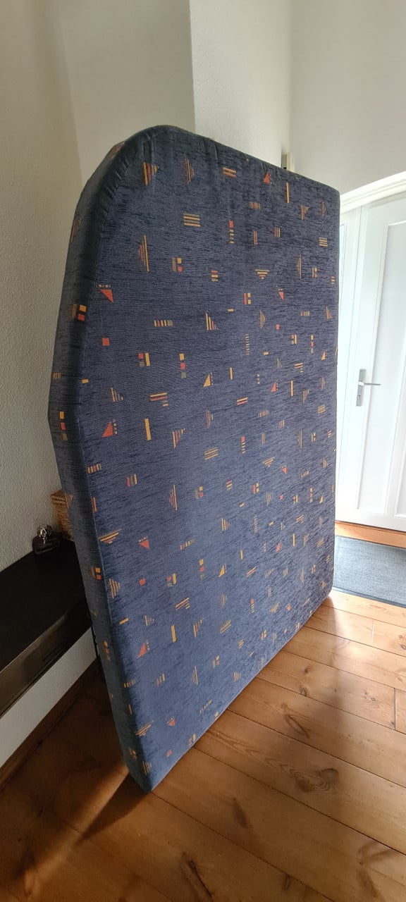 2 nette matrassen GRATIS